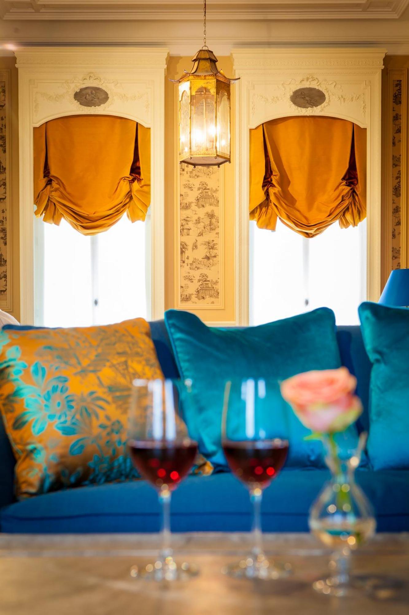 Cabosse, Boutique Palace & Spa Antwerpen Bagian luar foto